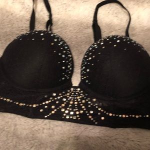 Beautiful!! Size 34A. La Senza brand.